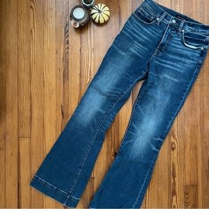 Lucky Brand // high rise flare stevie jeans size 6/28 R